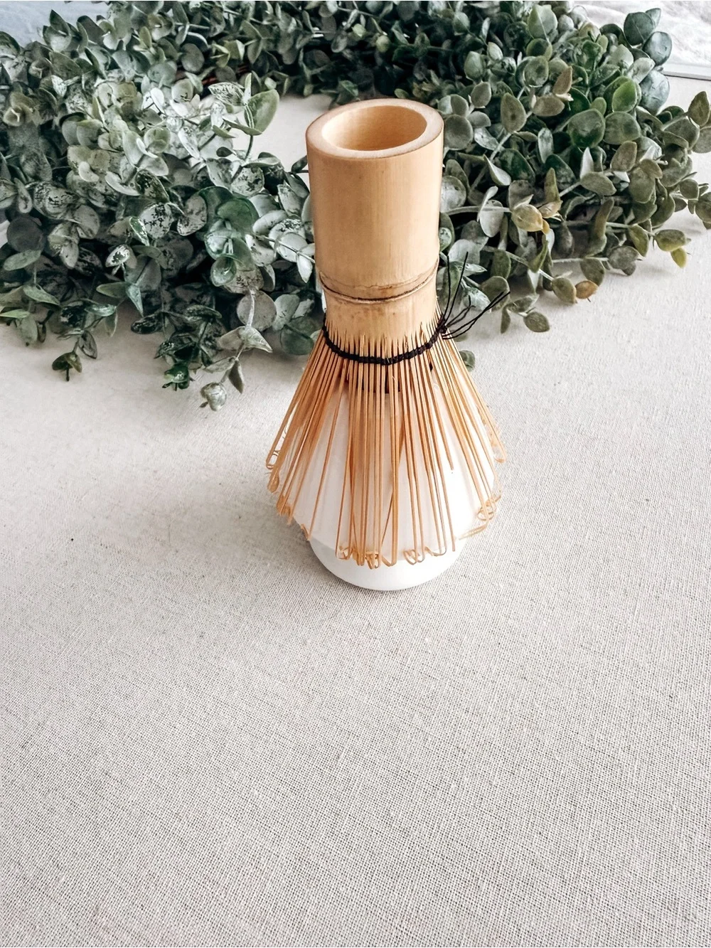 Ceramic Matcha Bowl with Bamboo Whisk and Tea Strainer - White